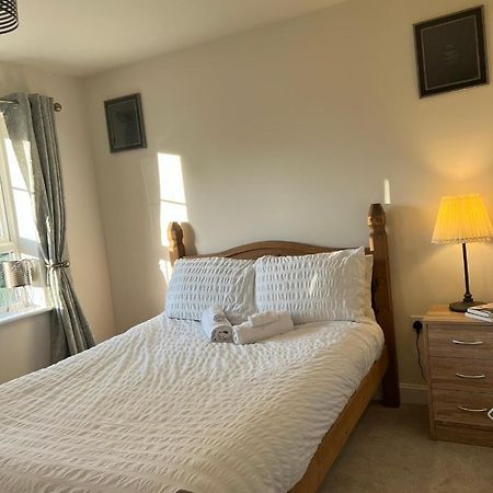 Cosy Double Room With Private Bathroom Homestay Caldecote 外观 照片