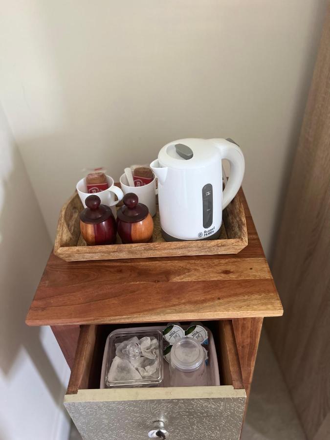 Cosy Double Room With Private Bathroom Homestay Caldecote 外观 照片